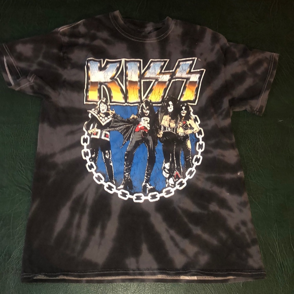 Black tie-dye Kiss T-shirt